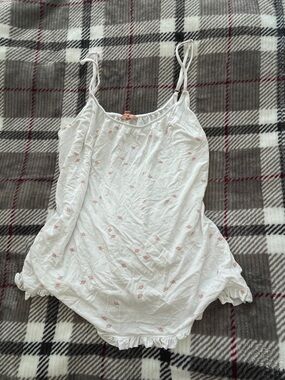 White Eberjey Floral Ruffle Trim lounge Top